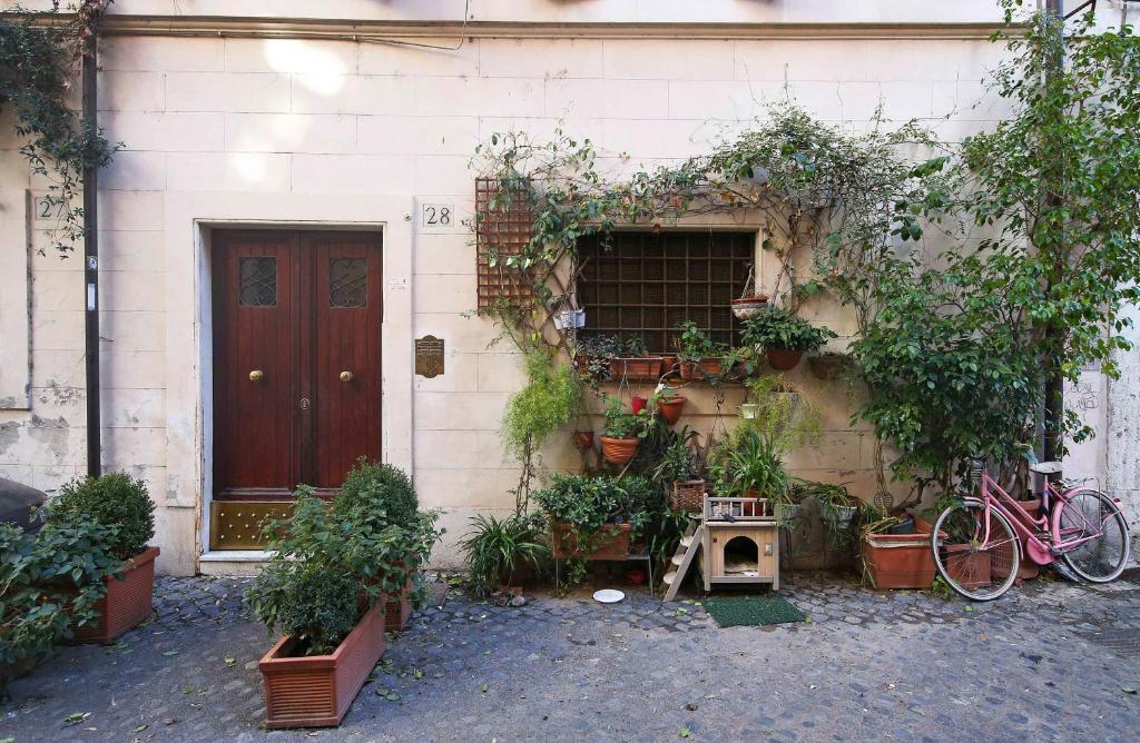 Vonkajšia záhrada v ubytovaní Leopardo 28 - Loft in Trastevere