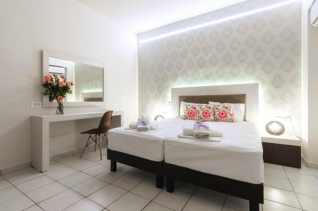 Mouria Studios & Apartments - 2