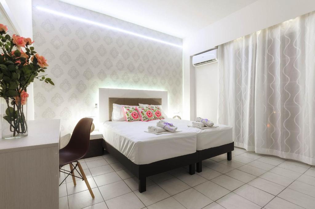 Mouria Studios & Apartments - 3