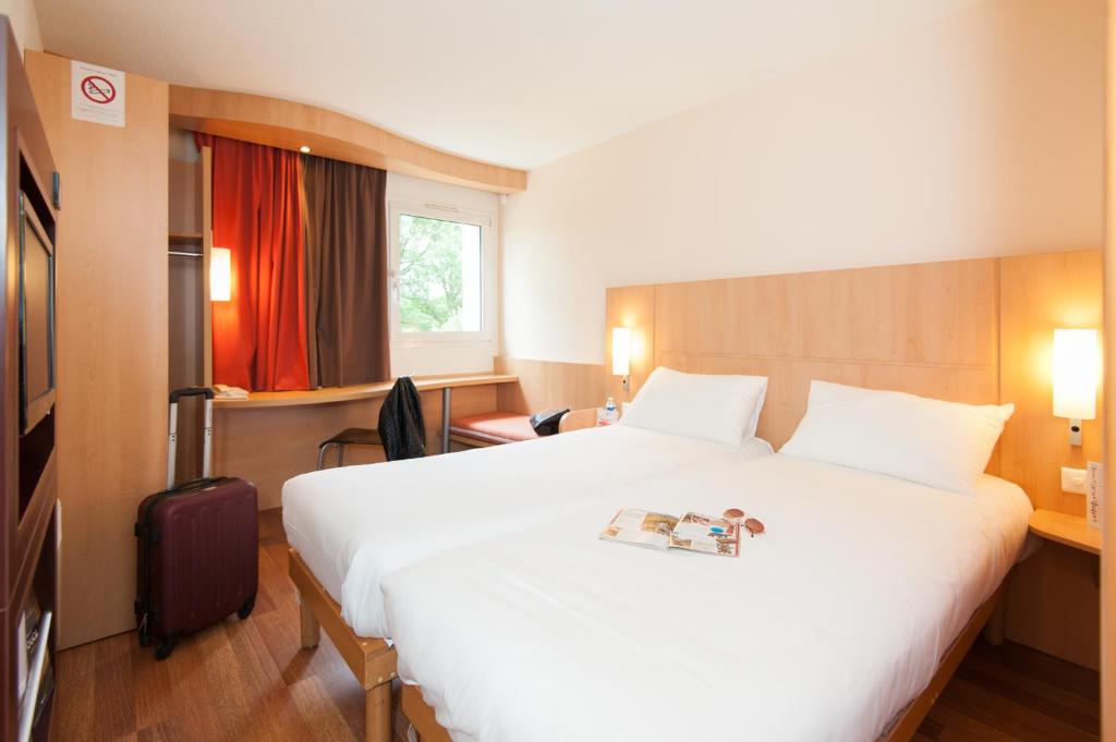 ibis Avallon - Standard Twin Room