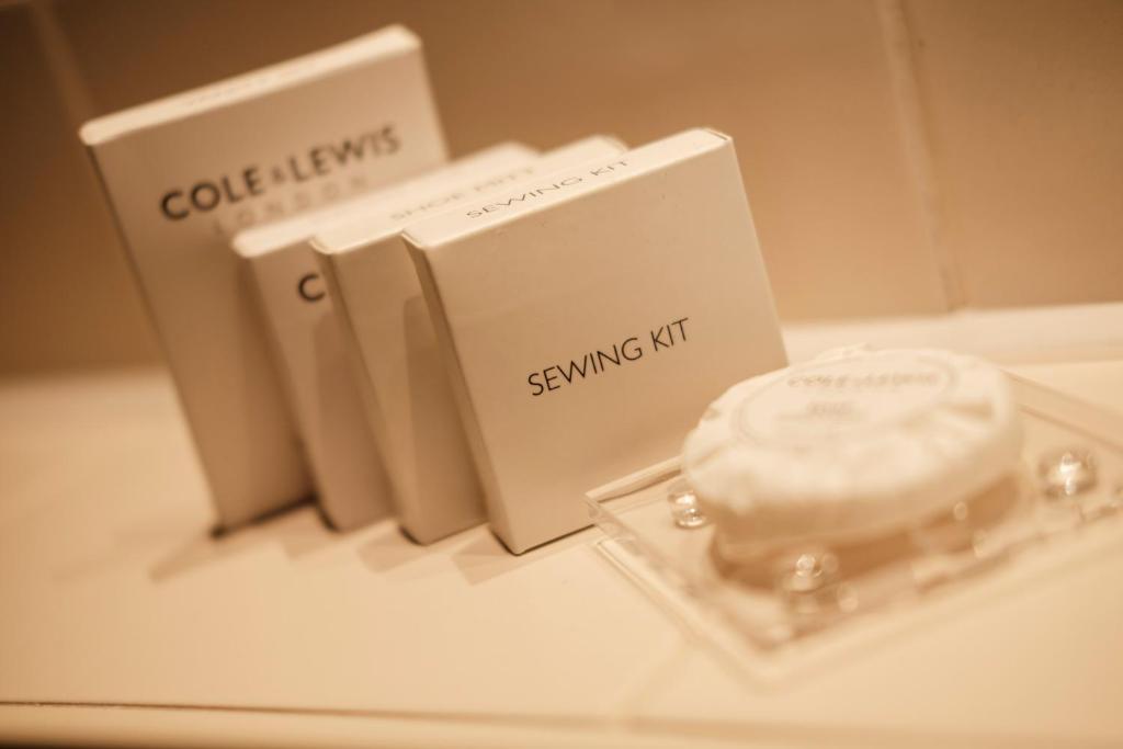 The Mad Hatter Hotel - Resim 25