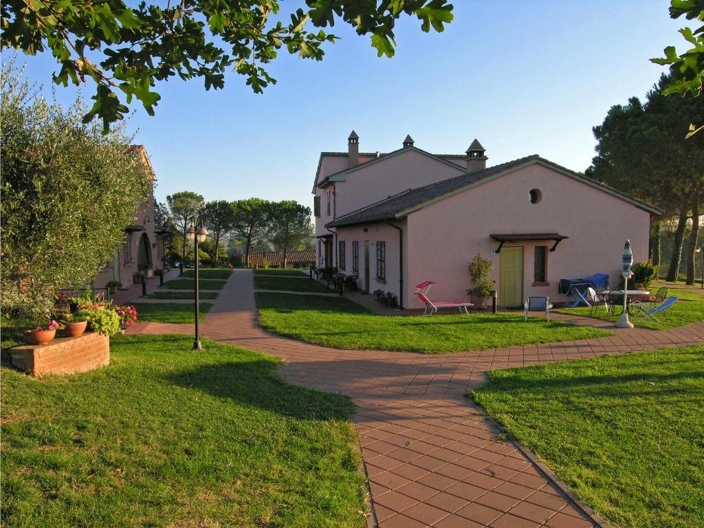 A garden outside Poggio Verde