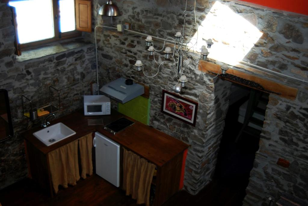 Apartamentos MIL MADREÑAS ROJAS en Salientes, Castilla y León