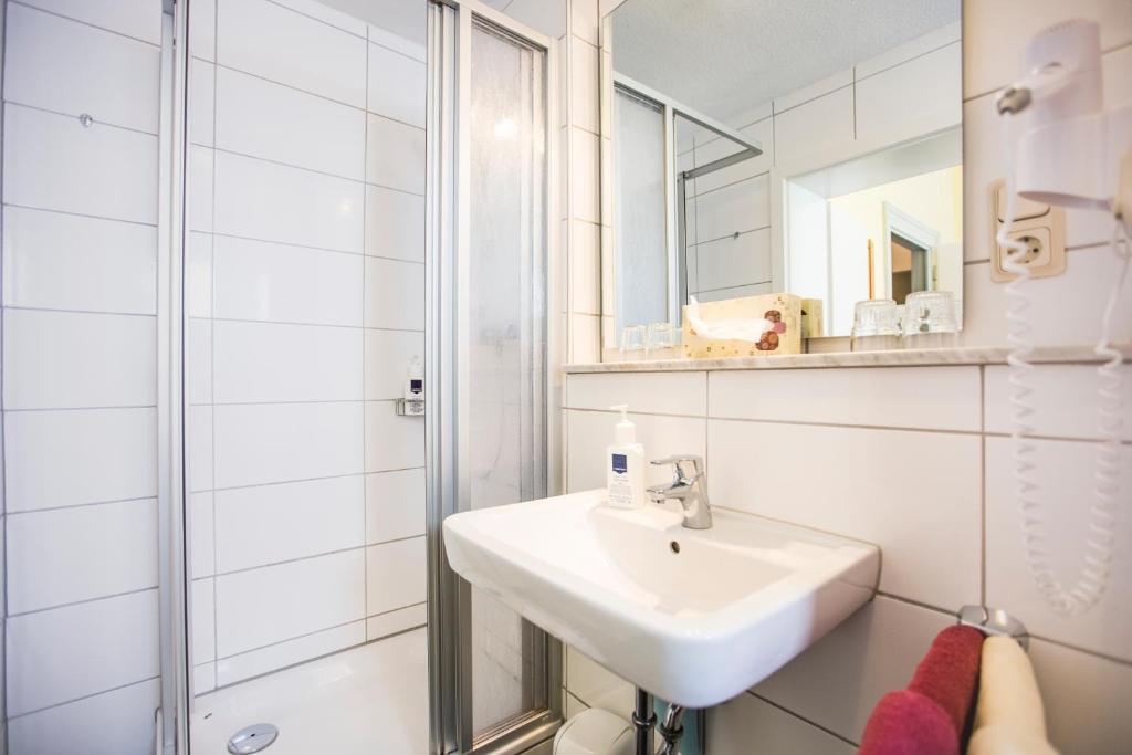 Koupelna v ubytování Hotel Graf Waldersee