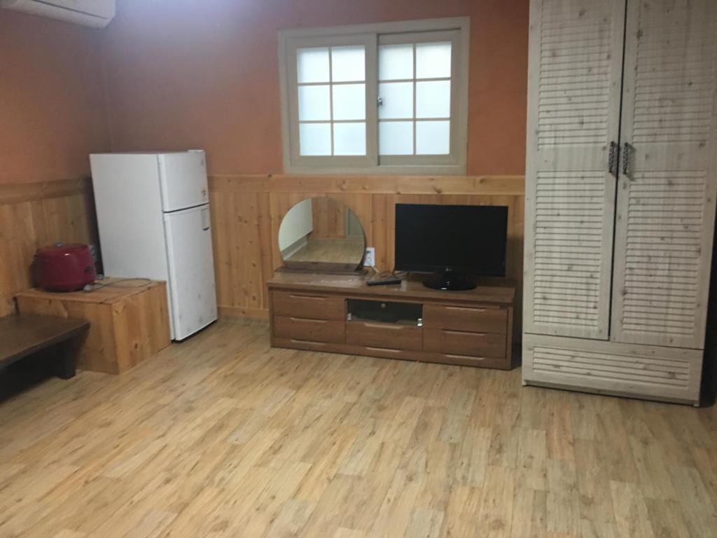 Byelgang Pension - Maison D'une Chambre