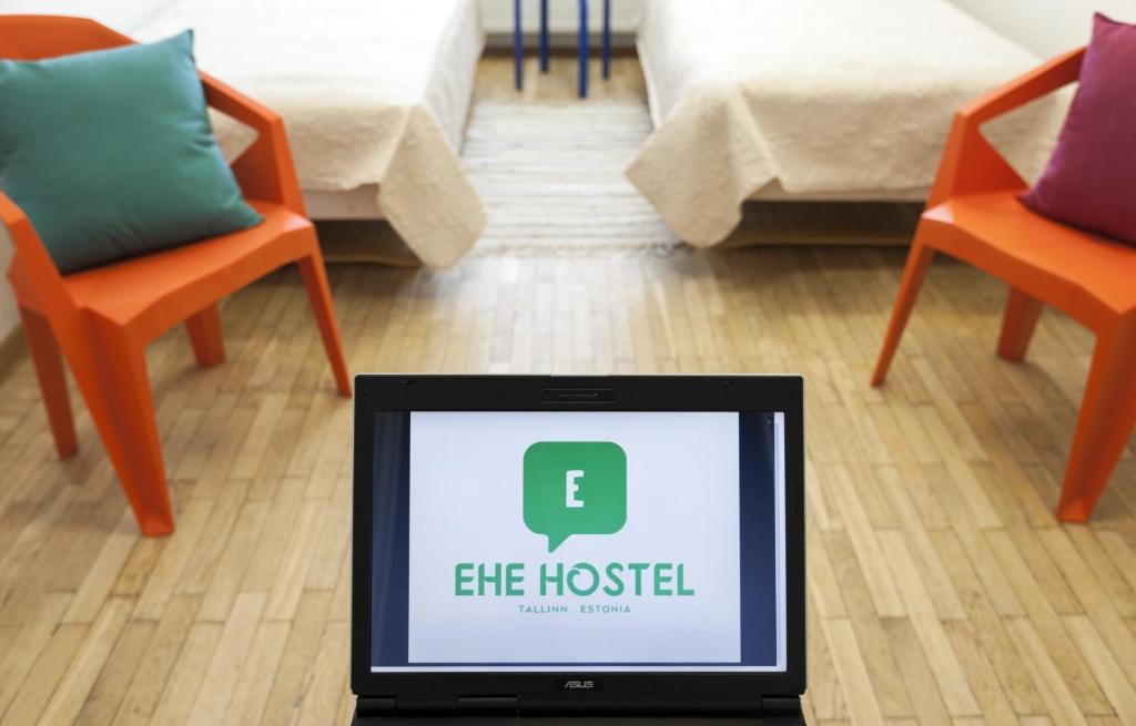 Certifikát, hodnocení, plakát nebo jiný dokument vystavený v ubytování EHE Hostel
