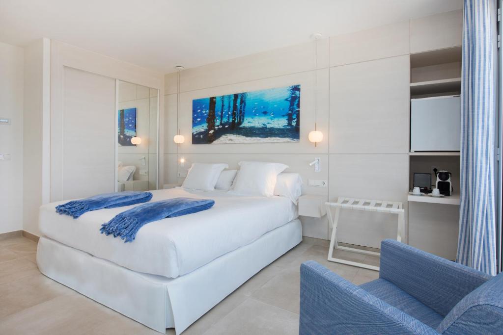Iberostar Selection Santa Eulalia Adults-Only Ibiza - Star Prestige Room With Executive Lounge Access