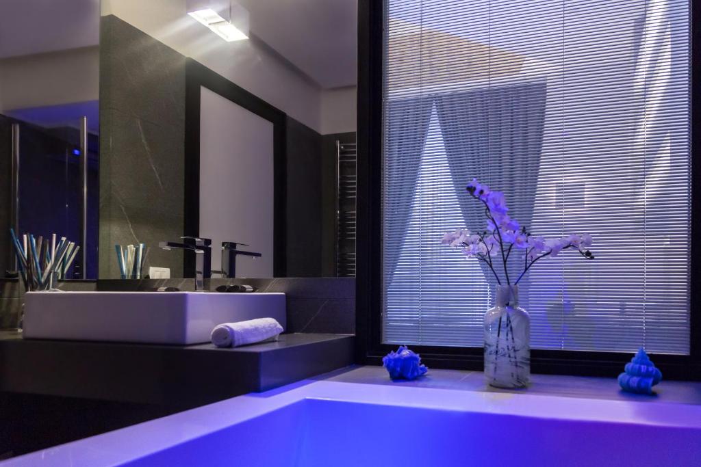 Carten - Superior Room With Spa Bath And Castle View