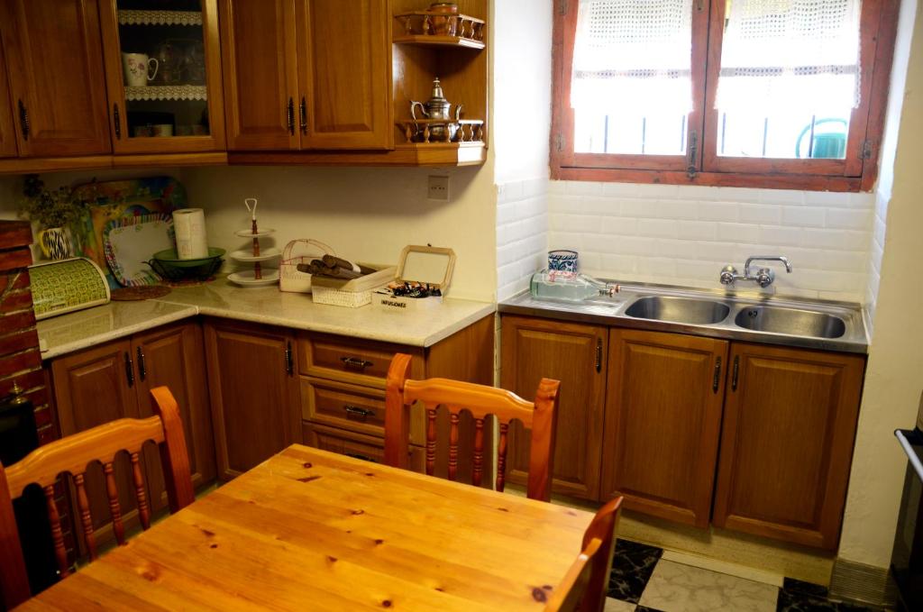 Kuchnia lub aneks kuchenny w obiekcie Casa Montefrio