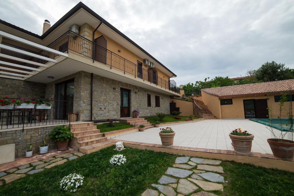 Villa Sansivieri