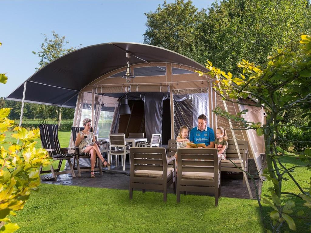 Zahrada ubytování Country Camp camping Nommerlayen