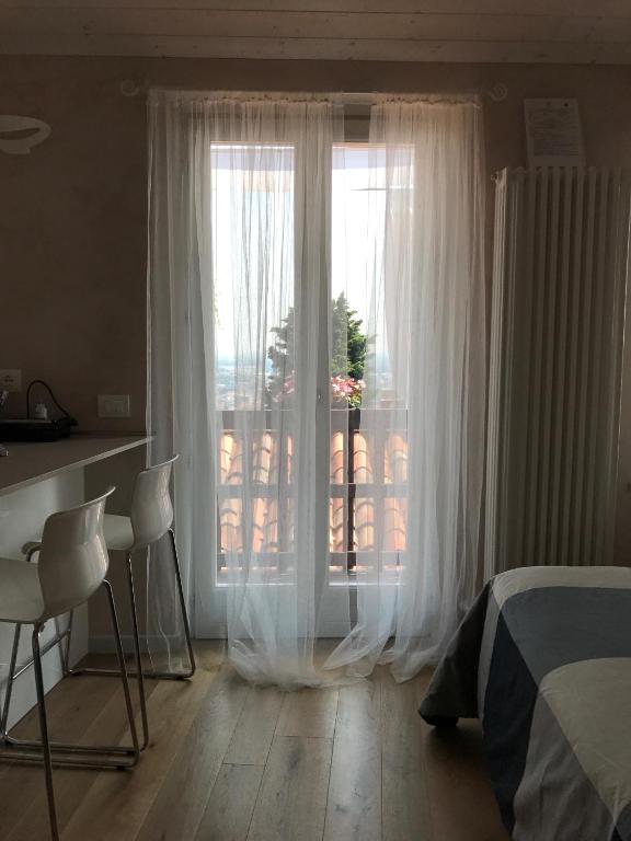 Livinn Bergamo LA MANSARDINA1 e L'AFFRESCO - 2