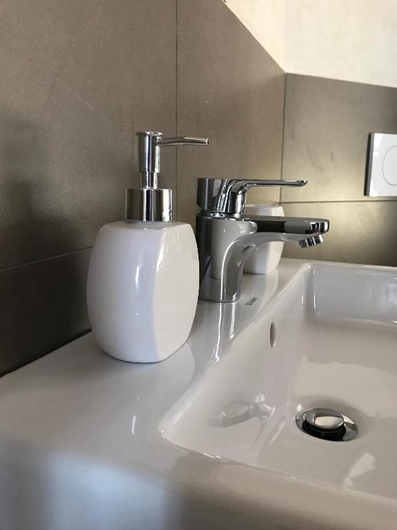 Livinn Bergamo LA MANSARDINA1 e L'AFFRESCO - 4