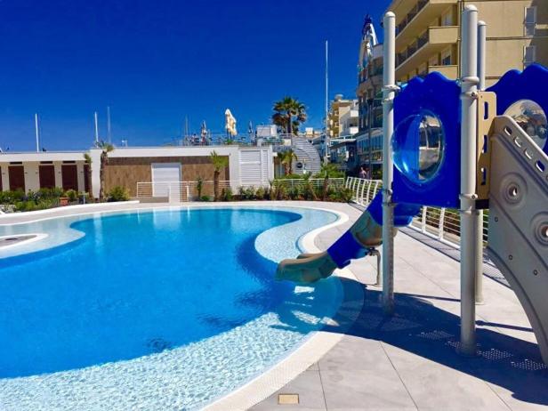 Bazén v ubytování Hotel Clipper nebo v jeho okolí
