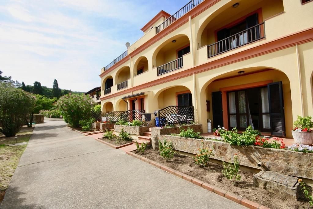 O edifício em que o apart-hotel se localiza