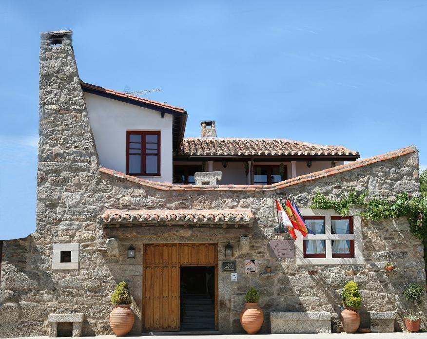 Budova, kde se the country house nachází