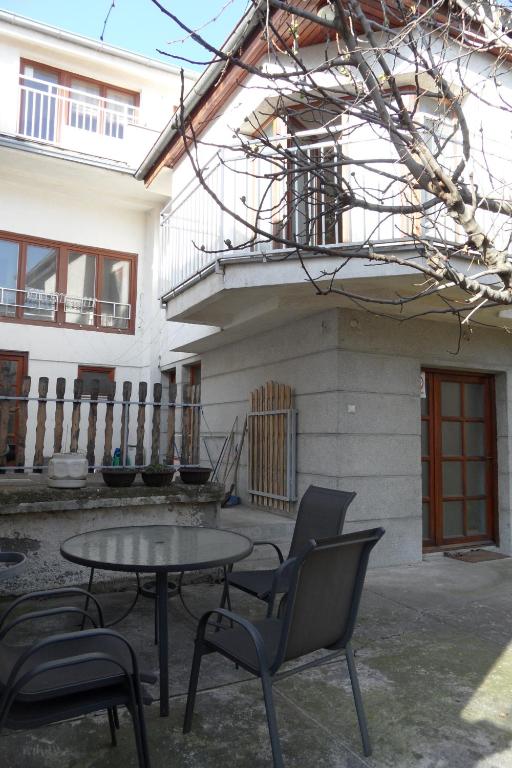 Budova, kde se hostel nachází