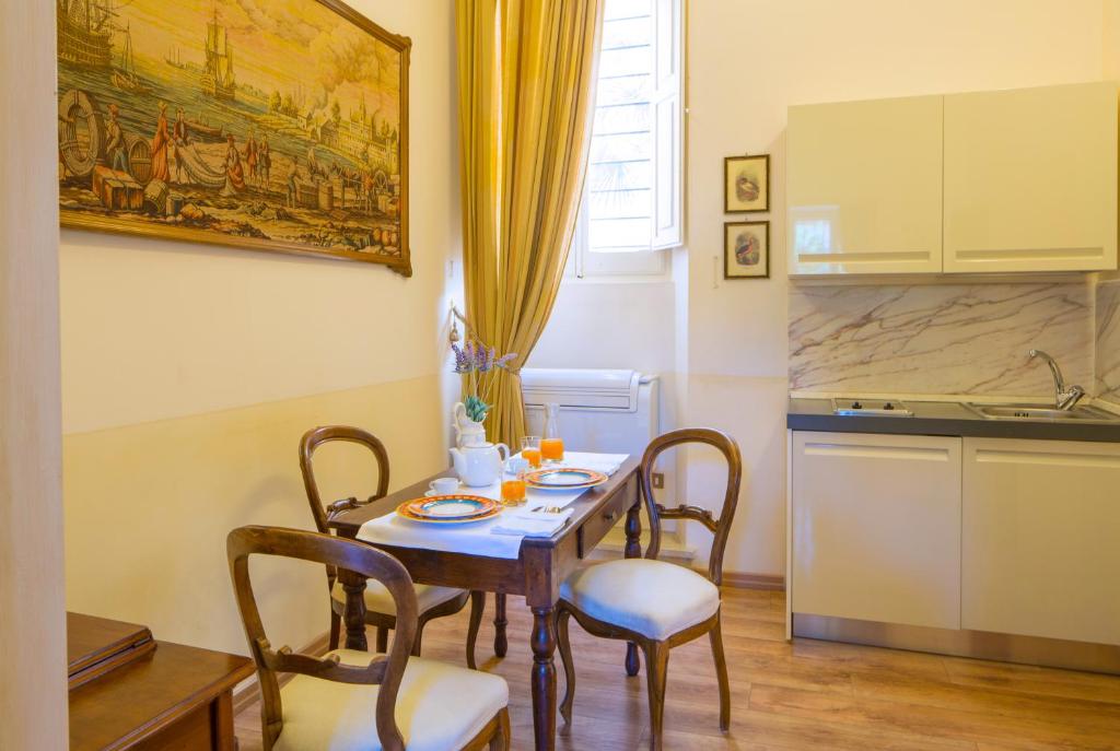 Fotografie z fotogalerie ubytování Palazzo Rotati v destinaci Fano
