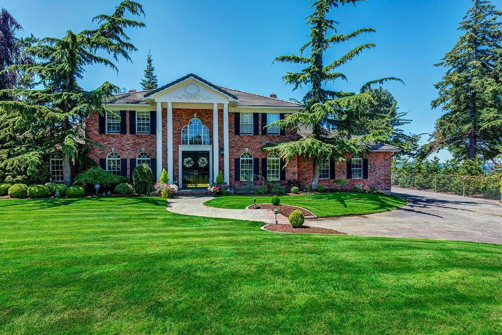 Sea Mist Waterfront B&B - Housity
