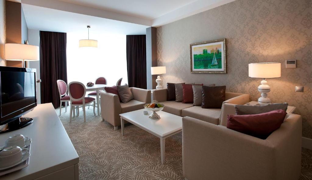 امکانات Qafqaz Baku City Hotel & Residences - تصویر ۴