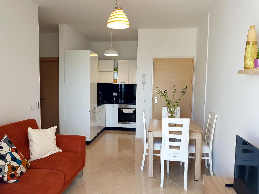 Flori beach Apartment Radhime - Imazhi 5