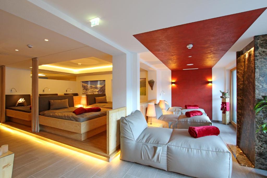 Posezení v ubytování Hotel Schwarzer Adler