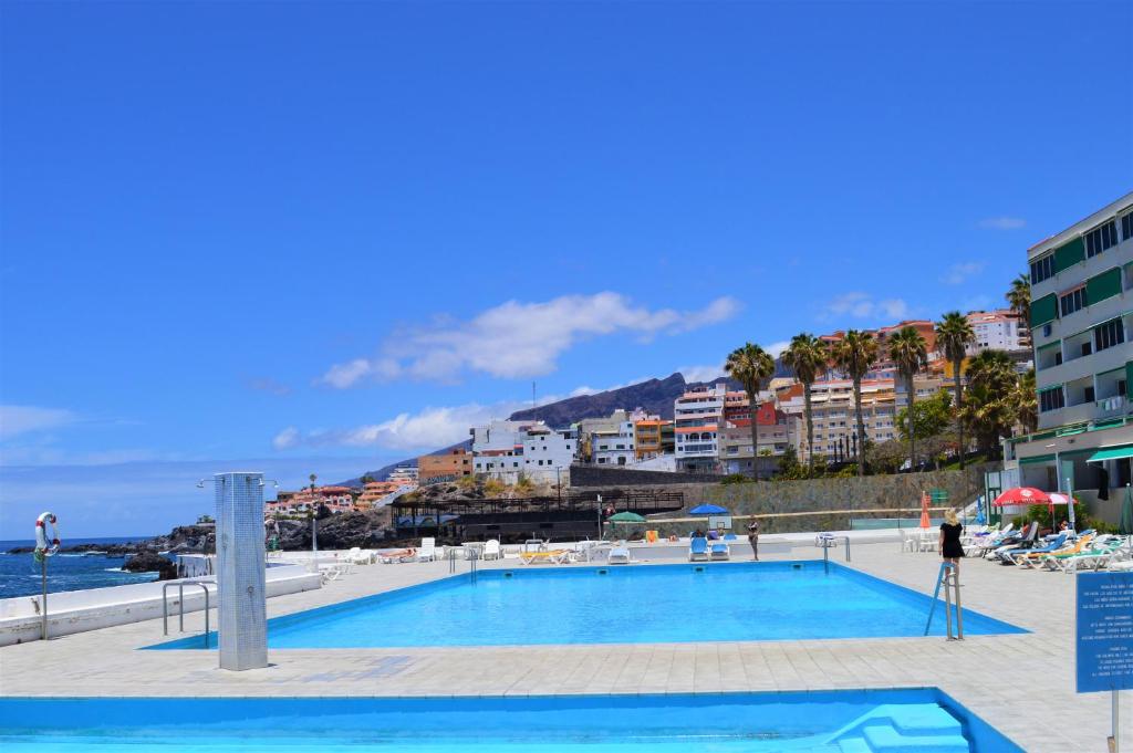 Bazén v ubytování Ocean Panorama nebo v jeho okolí