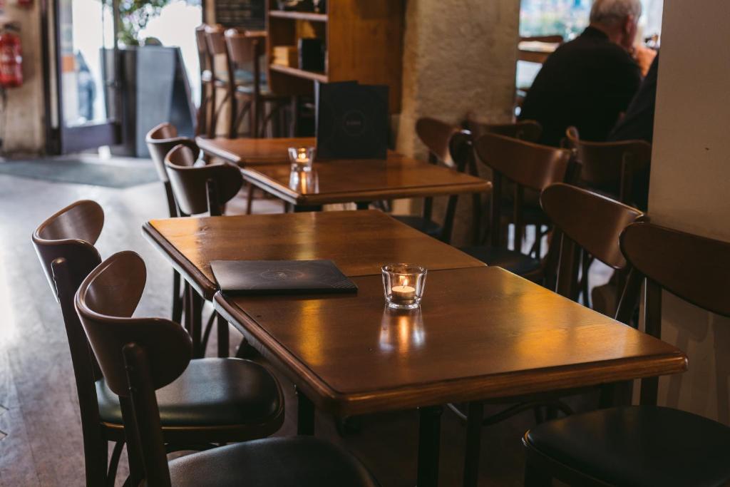 Le Petit Cosy Hôtel - Resim 8