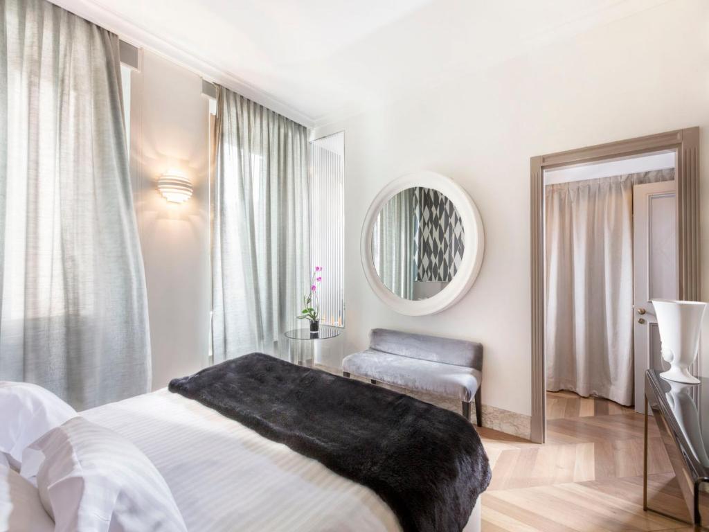 Hotel Palazzo Manfredi – Small Luxury Hotels of the World - Prestige Double Room
