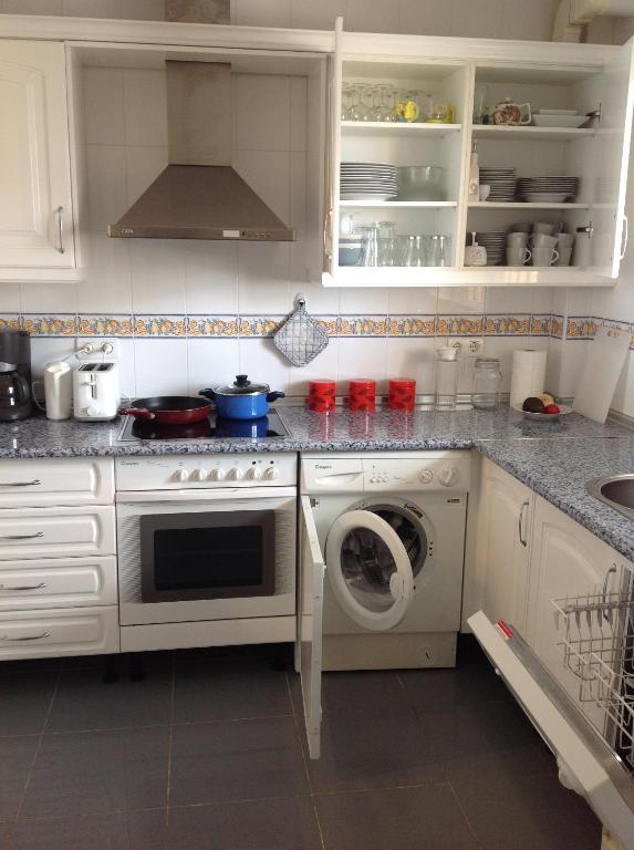 Kuchnia lub aneks kuchenny w obiekcie 2 Bed penthouse, rooftop terrace, panoramic views