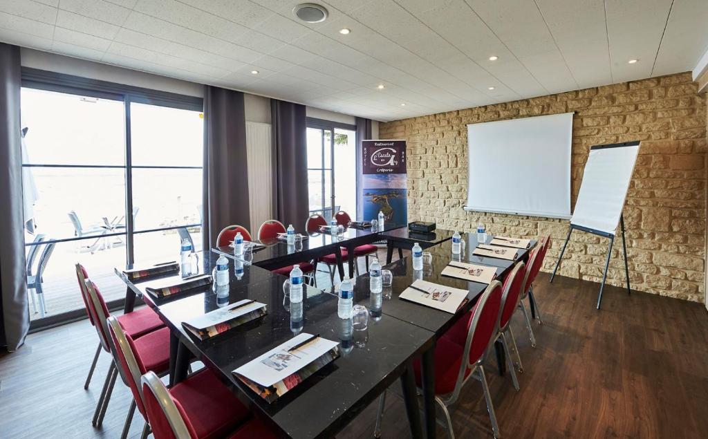 Konferenční prostory v ubytování Hôtel Restaurant L'Escale d'en Arz