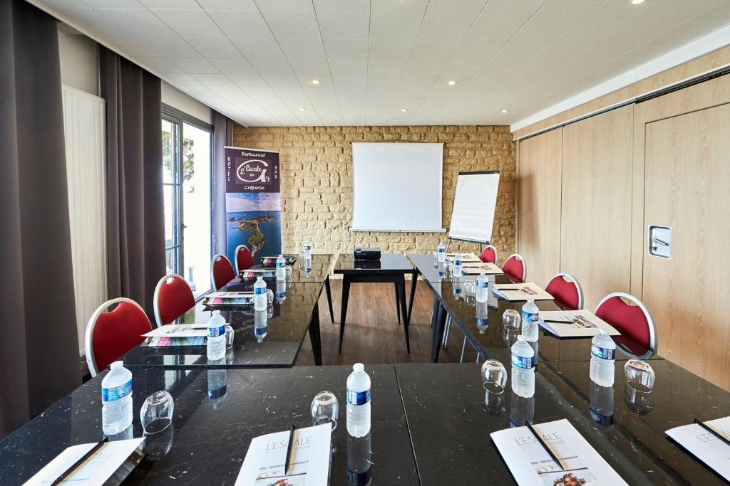 Konferenční prostory v ubytování Hôtel Restaurant L'Escale d'en Arz