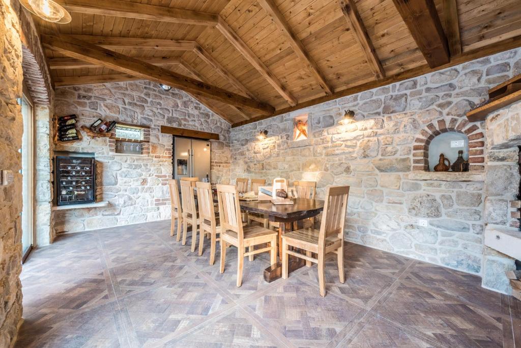 Fotografie z fotogalerie ubytování Villa Dumina v destinaci Sukošan