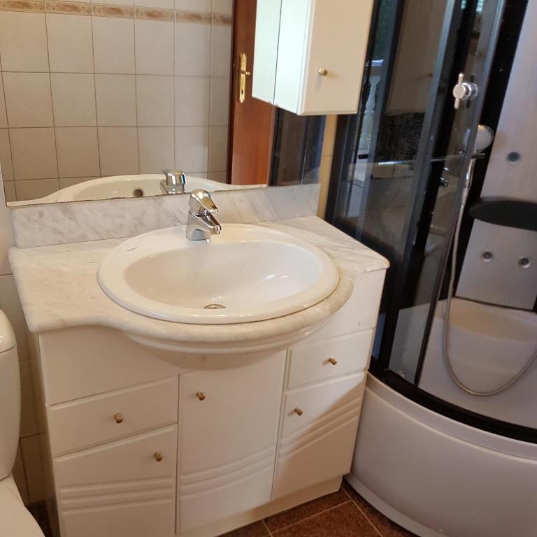 Koupelna v ubytování Apartment Antonio