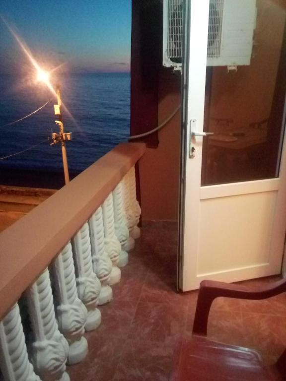 Nespecifikovaný výhled na moře nebo výhled na moře při pohledu z penzionu