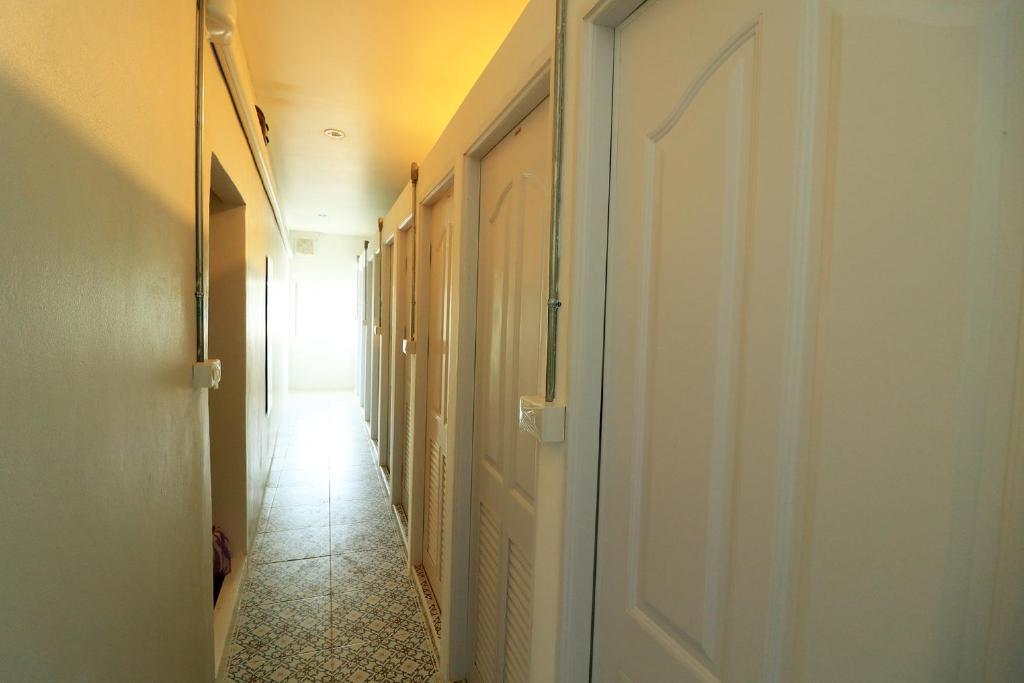 Krit Hostel photo