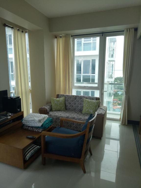 Posezení v ubytování Mactan Newtown Condo