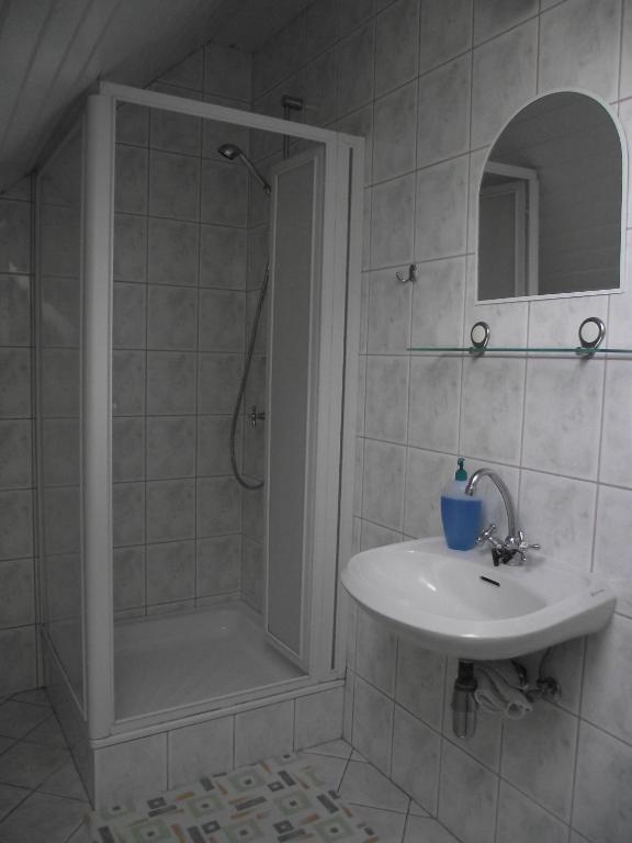 Koupelna v ubytování Radek Vendégház és Apartman