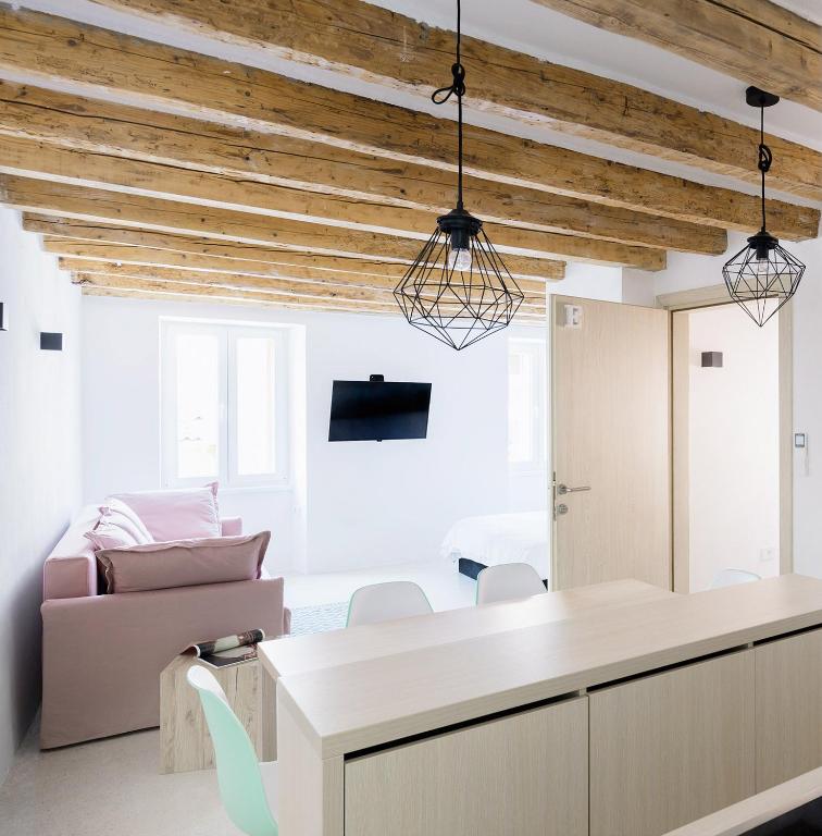 TV a/nebo společenská místnost v ubytování Labum accommodation