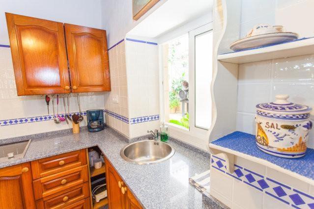 Apartamentos El Patio Andaluz - 11