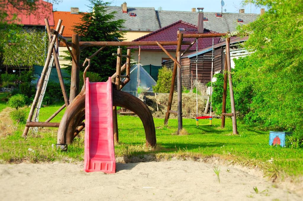 Herní místnost nebo prostor pro děti v ubytování Penzion Eliska