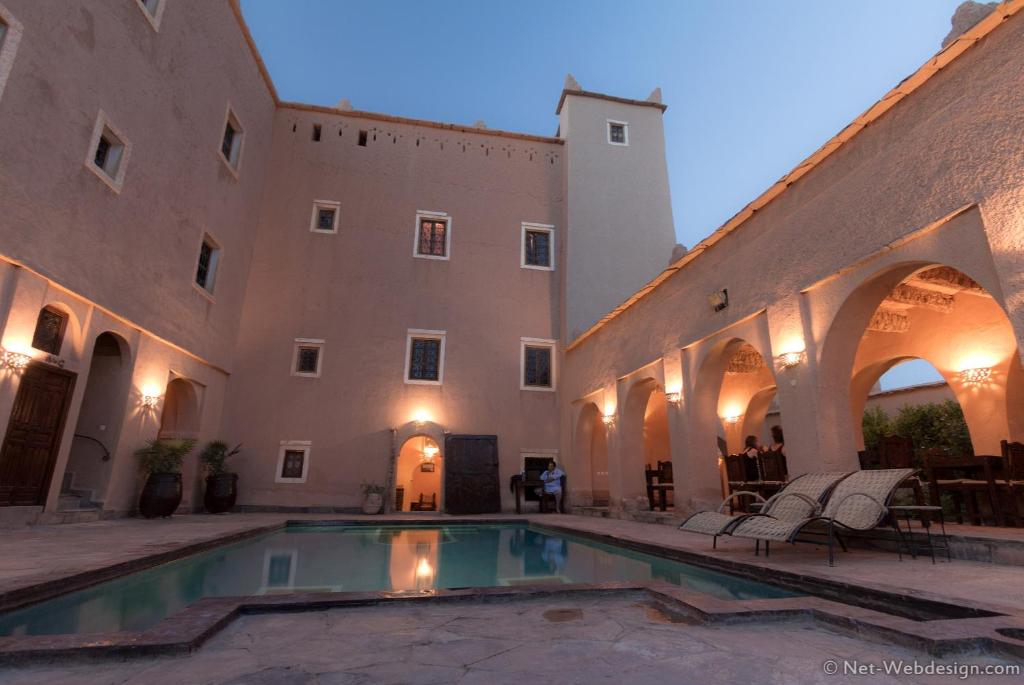 Bazén v ubytování Kasbah Imdoukal nebo v jeho okolí