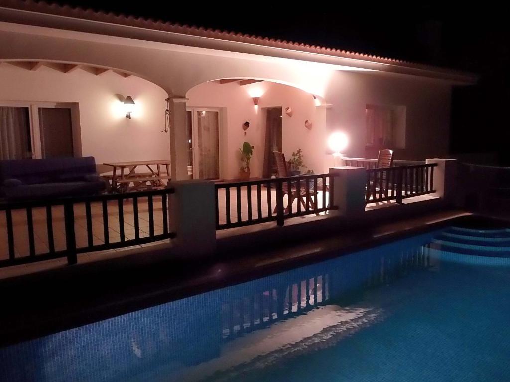 Basen w obiekcie Villa Ses Vinyes 2 lub w pobliżu