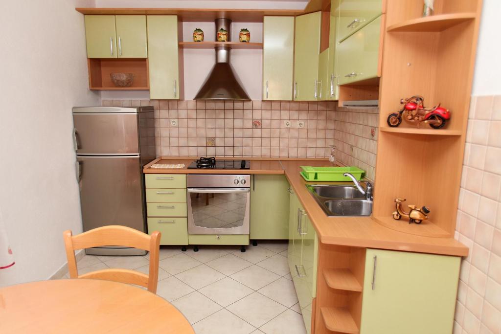 Kuchyňa alebo kuchynka v ubytovaní Guesthouse Kate