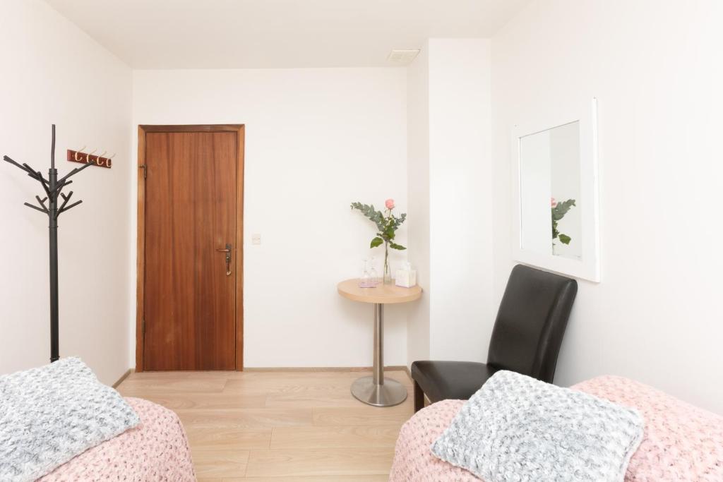 Cama o camas de una habitación en Blómasetrið Homestay