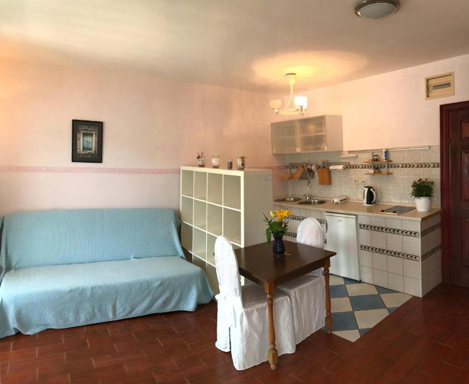 Kuchyňa alebo kuchynka v ubytovaní Sea House Mljet