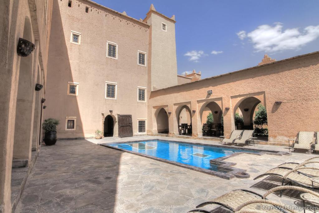 Bazén v ubytování Kasbah Imdoukal nebo v jeho okolí