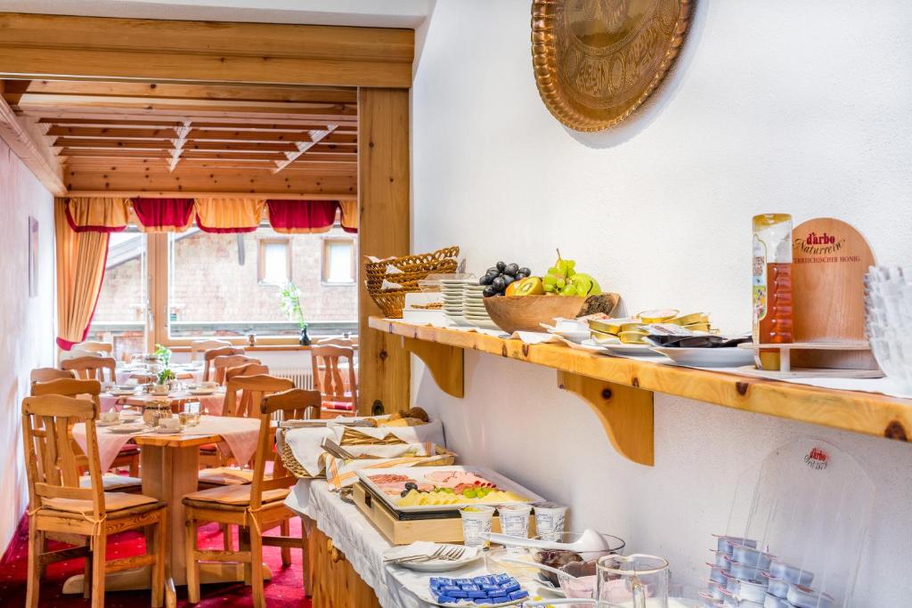 Hotel Garni Ernst Falch - 19