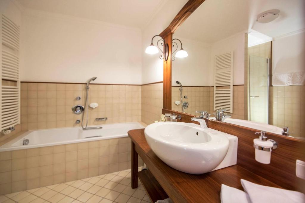 Koupelna v ubytování Charmehotel Uhrerhof - Deur