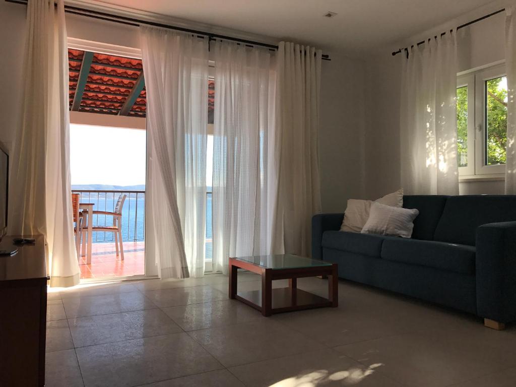 Posedenie v ubytovaní Villa Antares Pisak